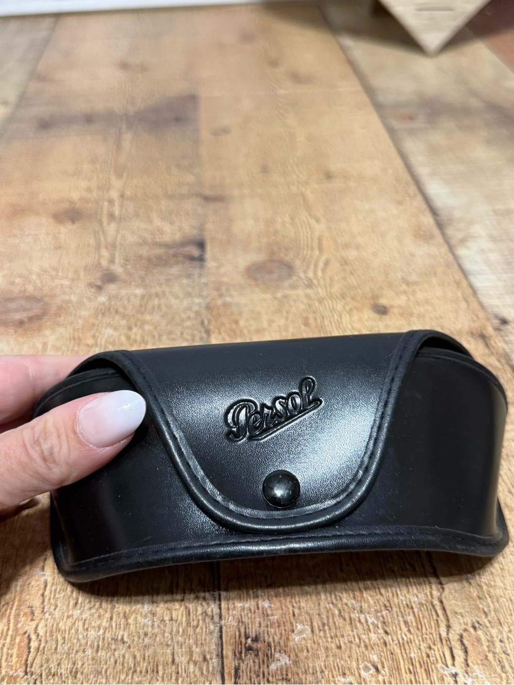 PERSOL EYEGLASSES SUNGLASSES LEATHER BLACK CALLIGRAPHER LIMITED EDITION CASE.
P